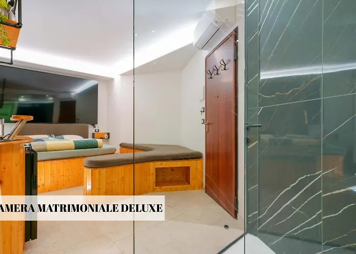 Gasthuis Yacht Club - Bologna